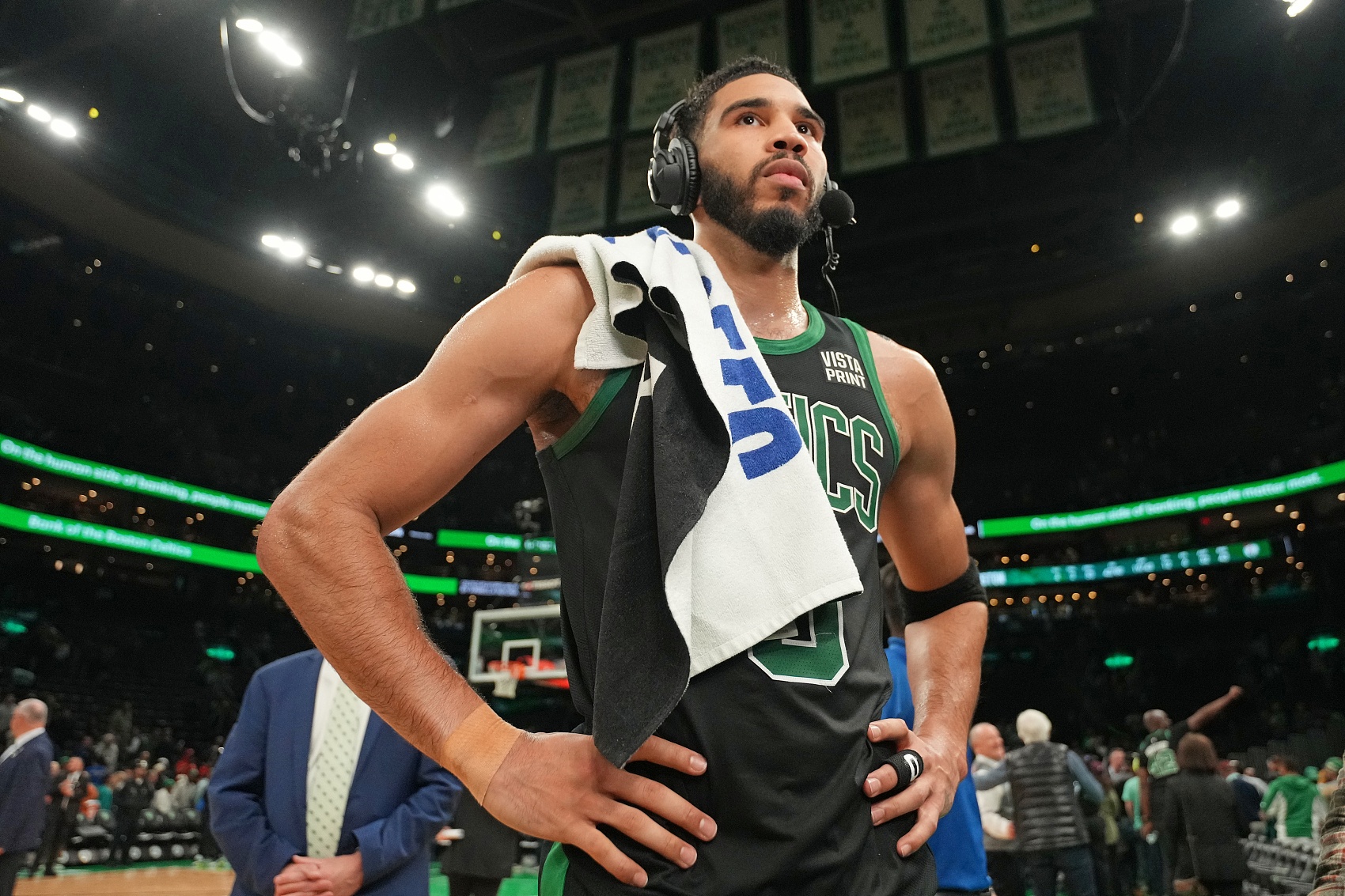 关于塔图姆在勇士比赛中关键助攻，关键助攻引发热议！的信息