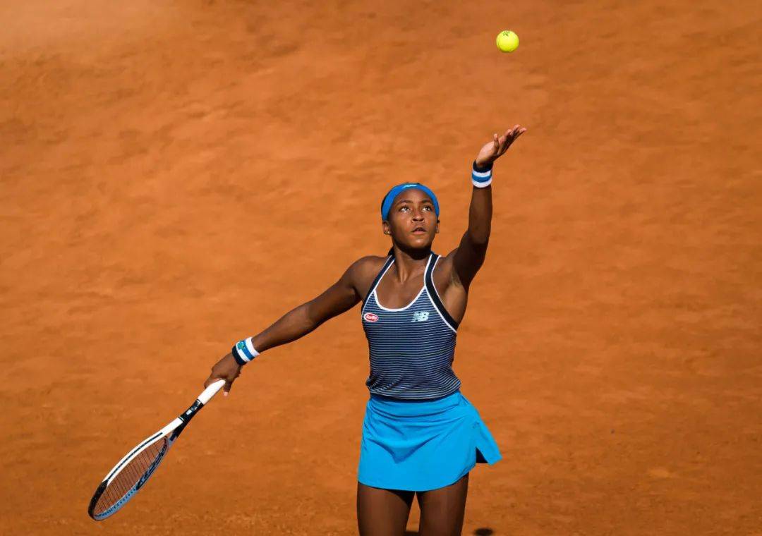 九游娱乐-Uzi巅峰对决，穆古鲁扎与30激战C9分钟，回归赛场胜负难料！的简单介绍