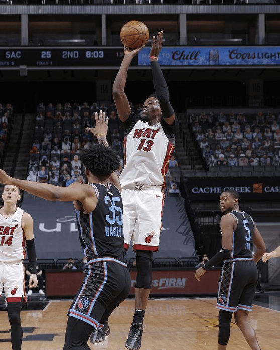 九游-德罗巴迎来五赛季高光表现，热火球迷沸腾！的简单介绍